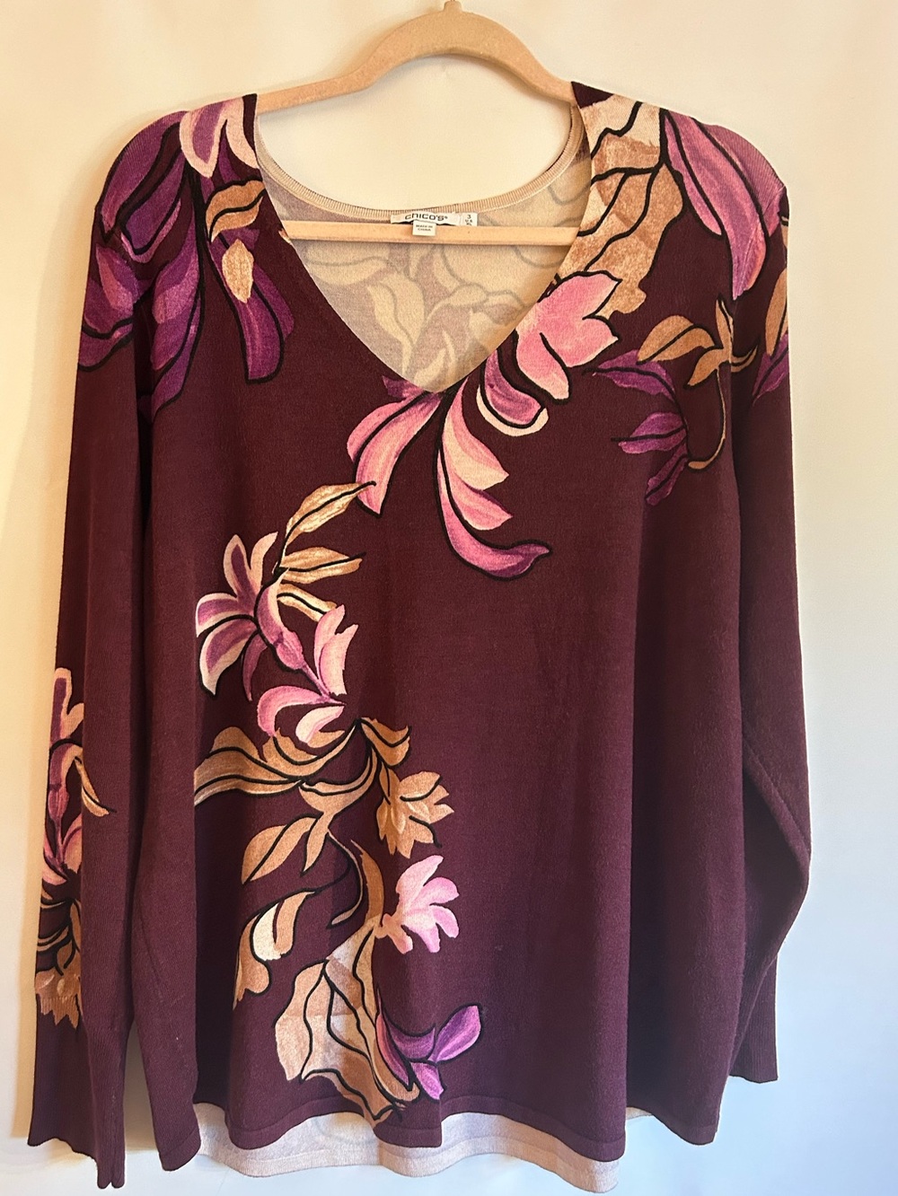 CHICO’S CHIANTI PLUM FLORAL V-NECK ARTISANAL PULLOVER PAINTED FLORAL MOTIF 3 XL
